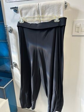 Black Wide-Leg Women's Pants